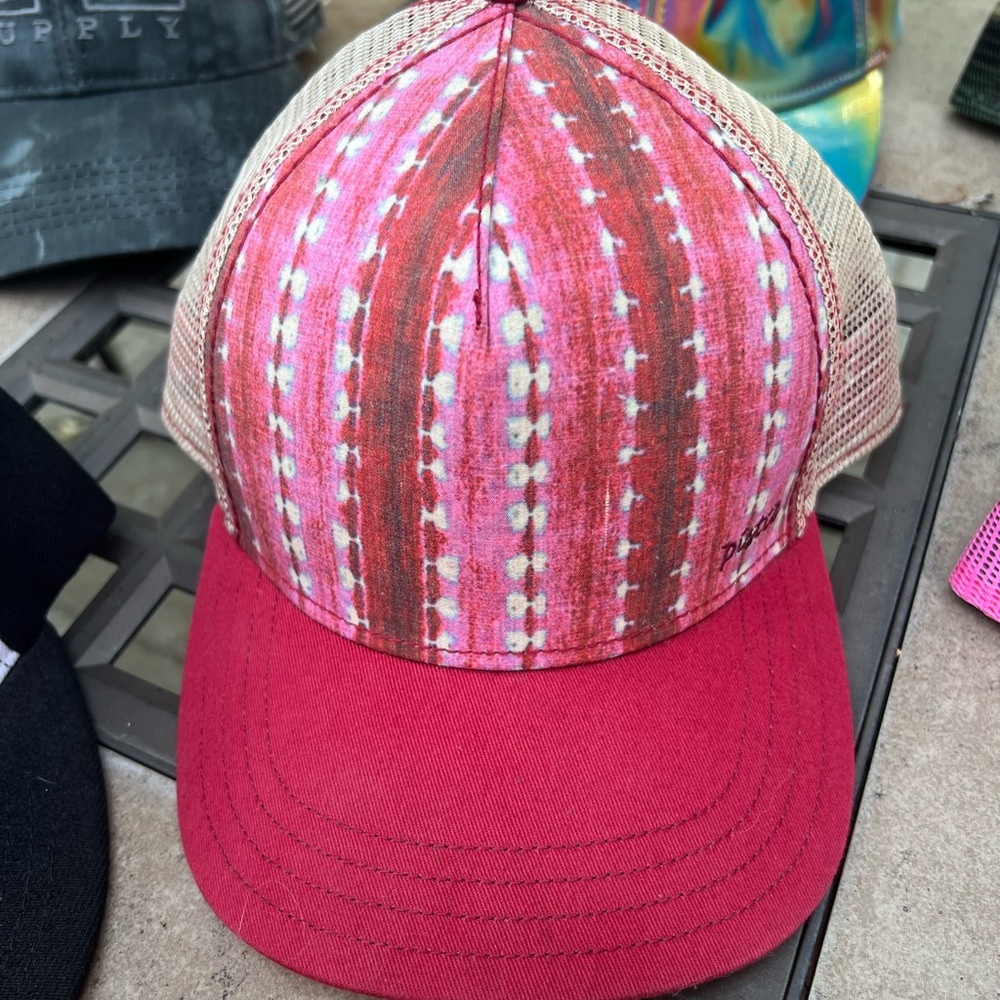 Colorful Baseball Cap Collection - Picture 4 of 9